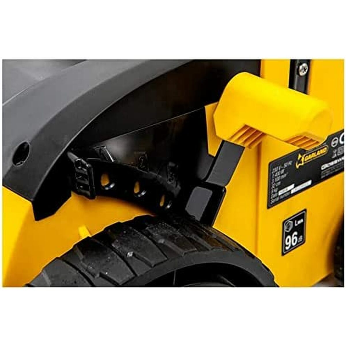 Smeták na trávu Garland ROLL&COMB 302 E-V19 1400 W